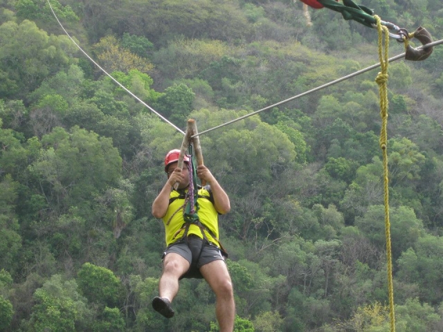 Aterrizaje en canopy.jpg